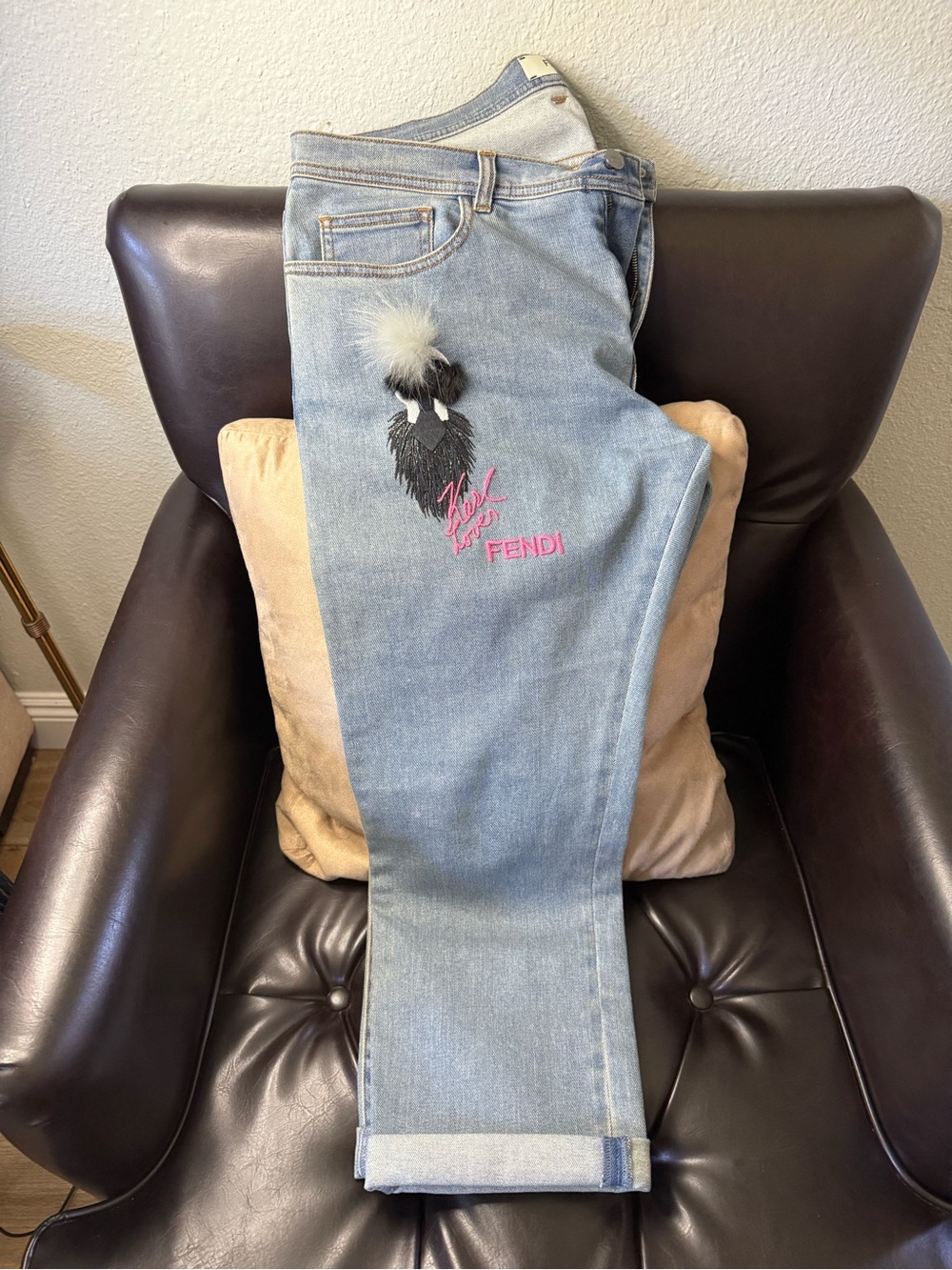 AUTHENTIC FENDI KARLITO BLUE JEANS FEAT. KARL LAGERFELD LIMITED EDT- Sz IT 46/10